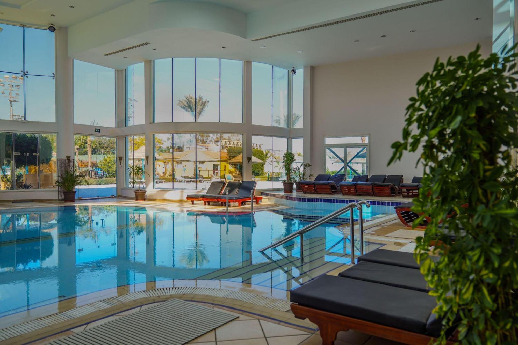 沙姆沙伊赫塞拉酒店 外观 照片 The indoor pool at the hotel