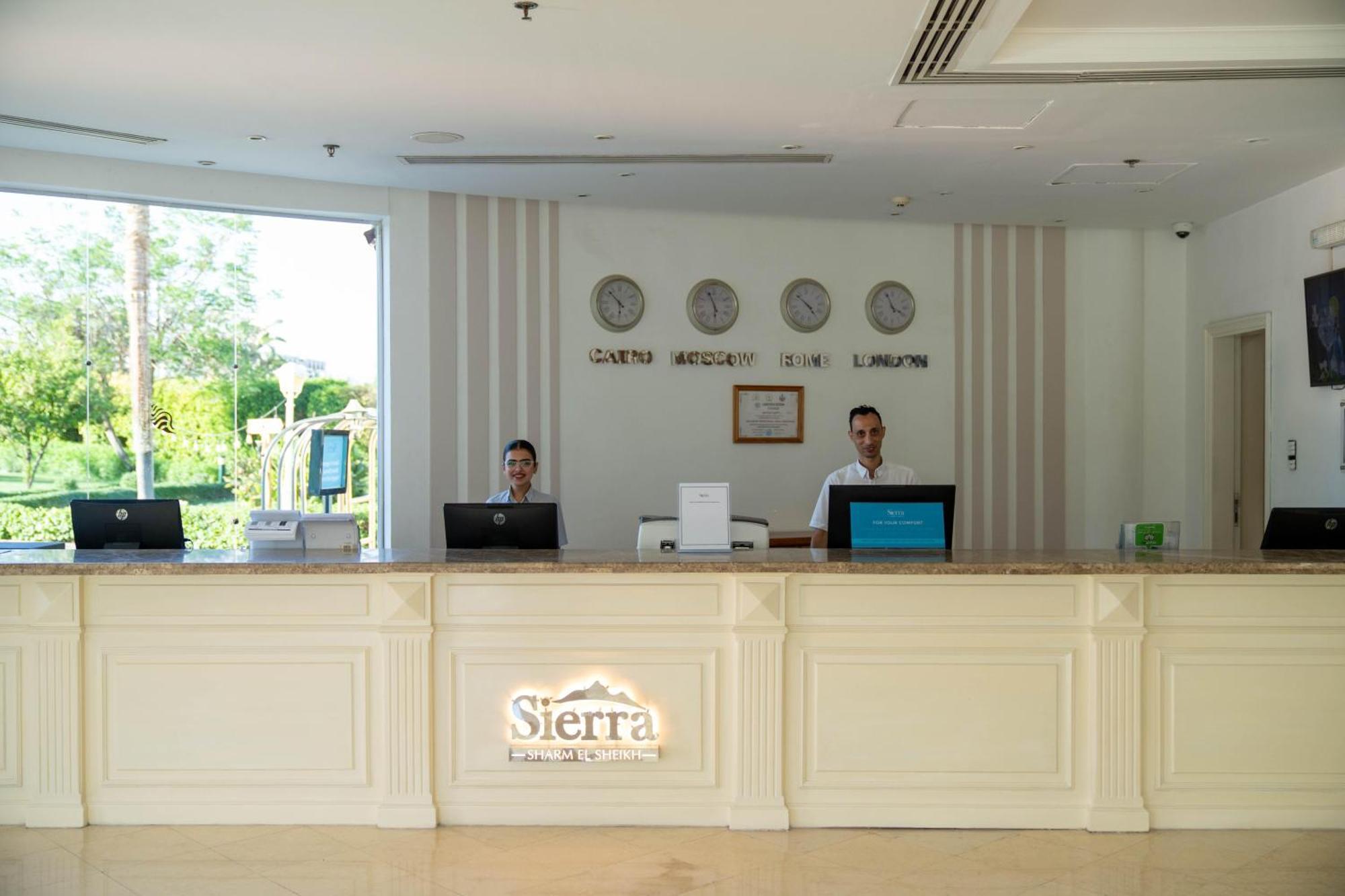 沙姆沙伊赫塞拉酒店 外观 照片 Reception desk at a hotel