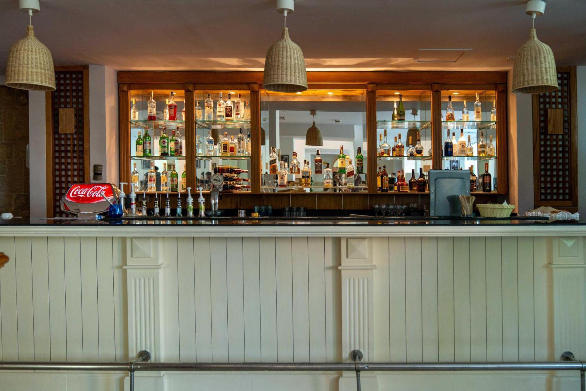 沙姆沙伊赫塞拉酒店 外观 照片 The bar at the hotel